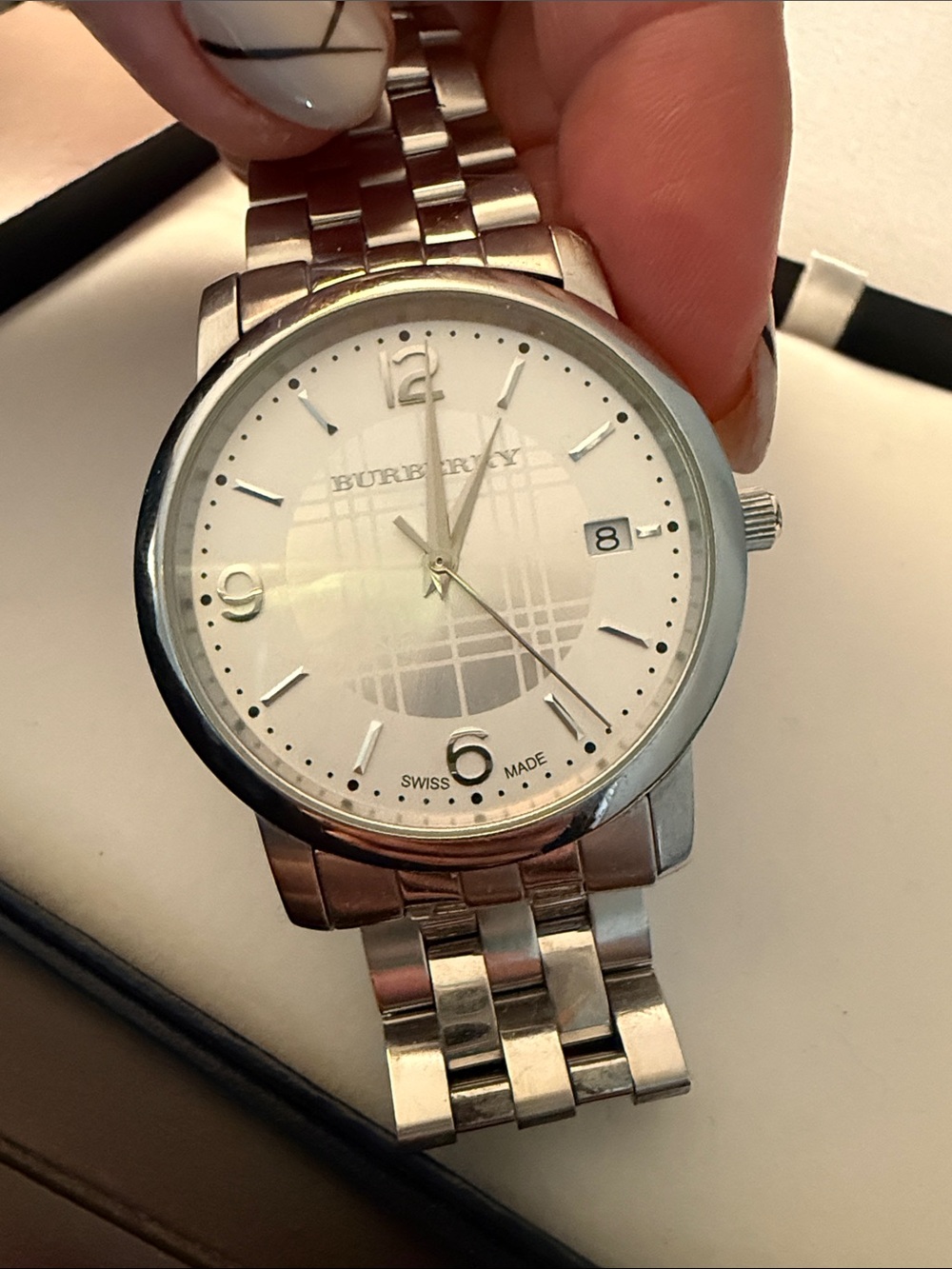 Burberry Silver White Dial Stainless Bracelet Watch - Picture 2 of 4